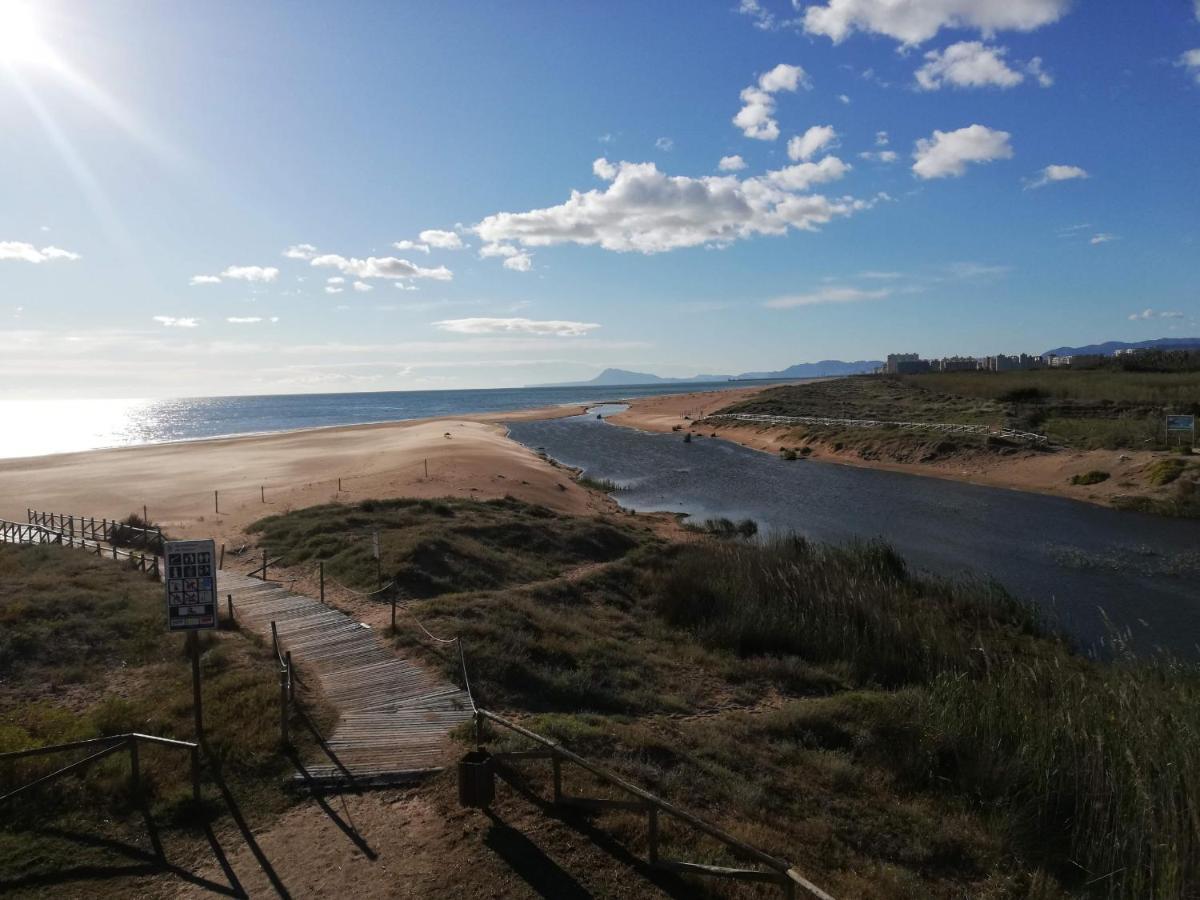 Los Juncos Solo Familias Serviplaya Playa De Xeraco Buitenkant foto
