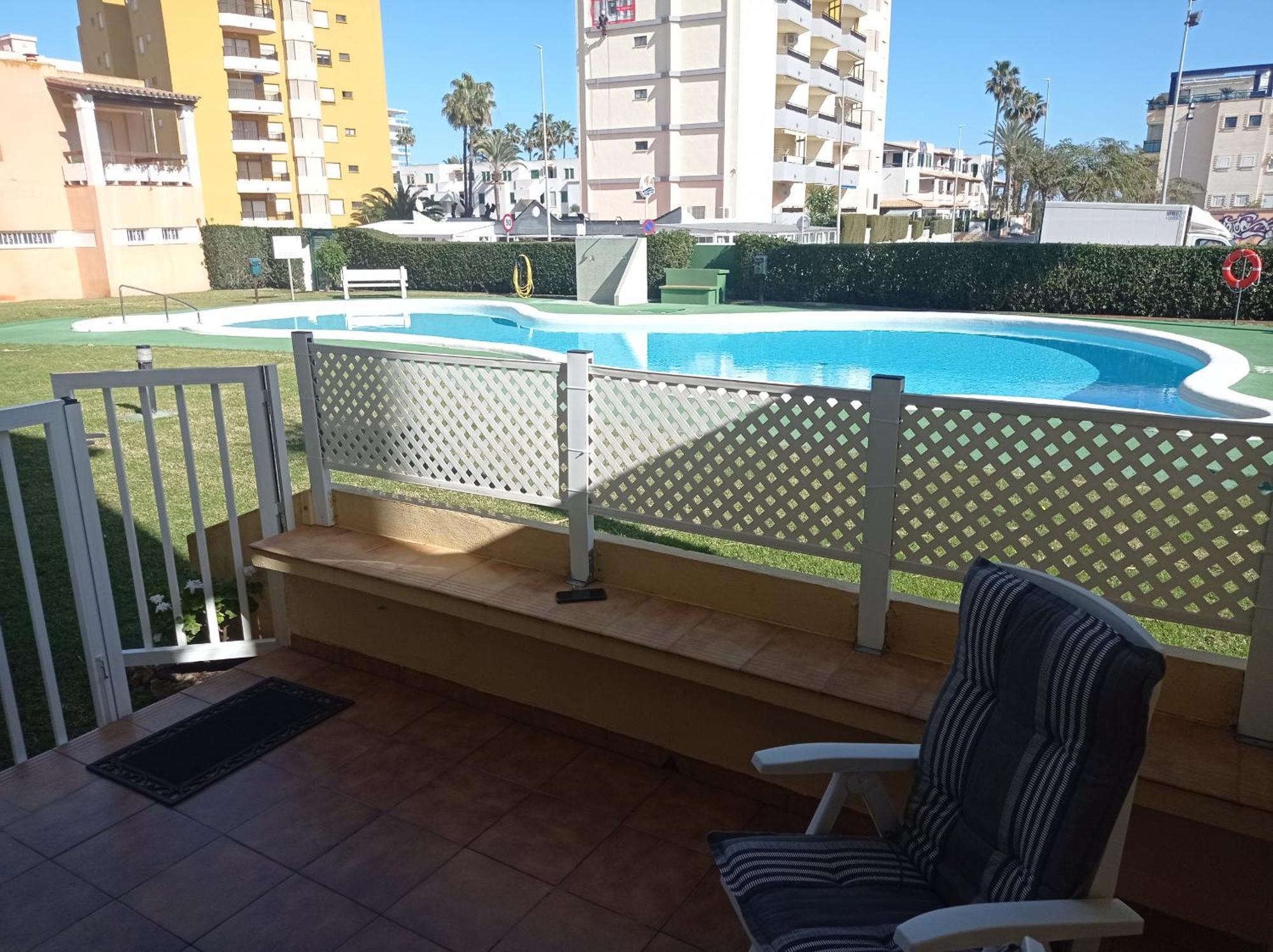 Los Juncos Solo Familias Serviplaya Playa De Xeraco Buitenkant foto