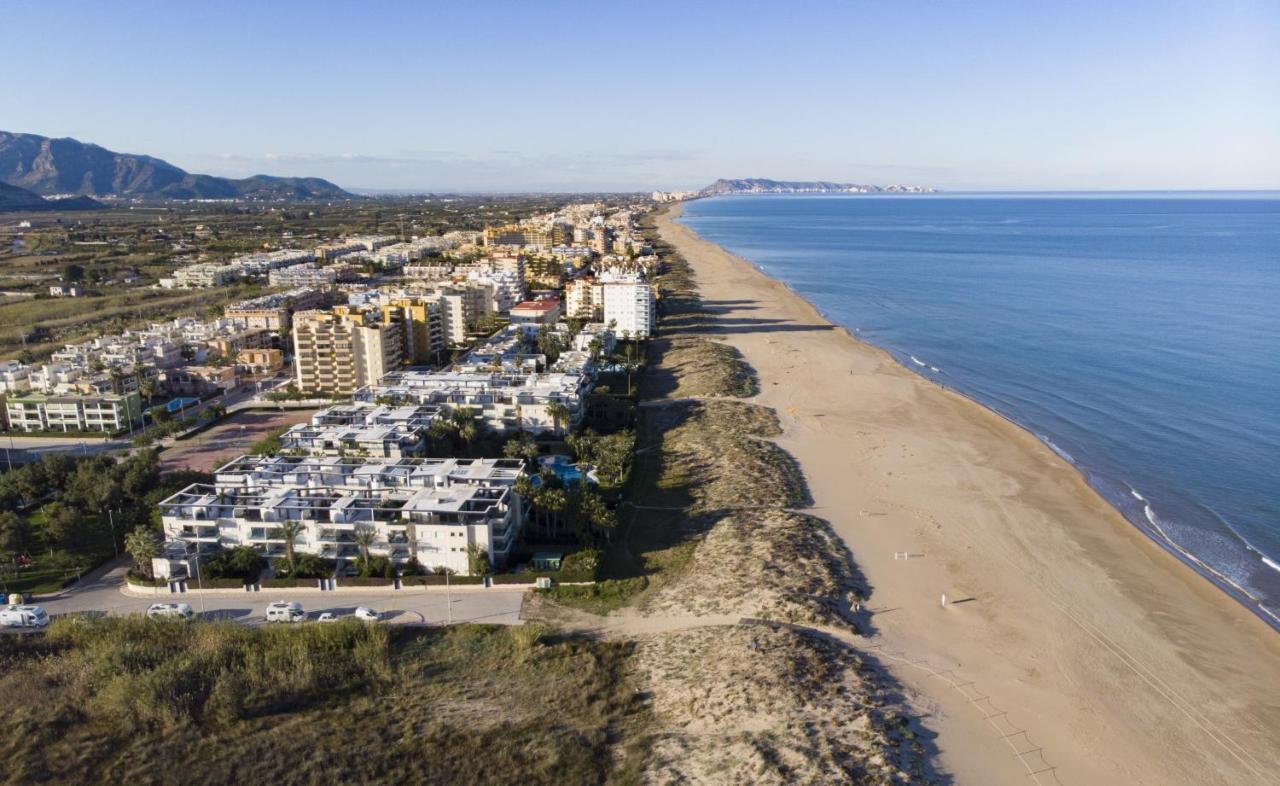 Los Juncos Solo Familias Serviplaya Playa De Xeraco Buitenkant foto